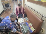 휴일 어르신 일상 모습